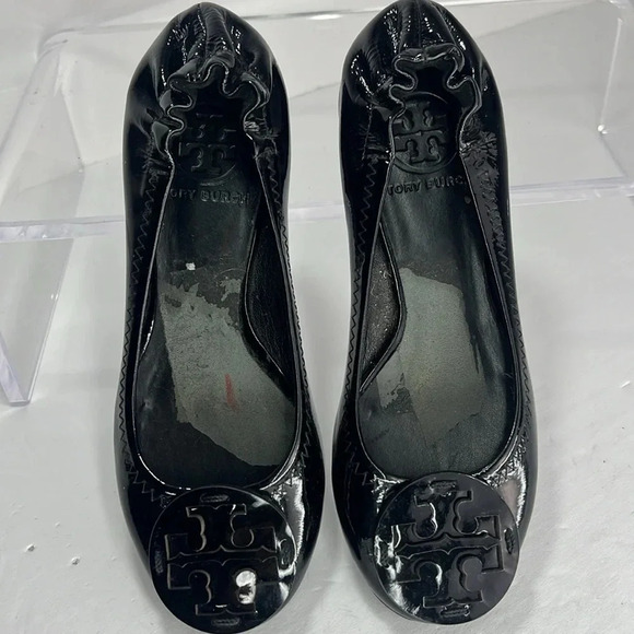 Tory Burch Reva Patent Leather Black Ballet Flats  Applique Logo Round Toe Sz 4 - Picture 4 of 14